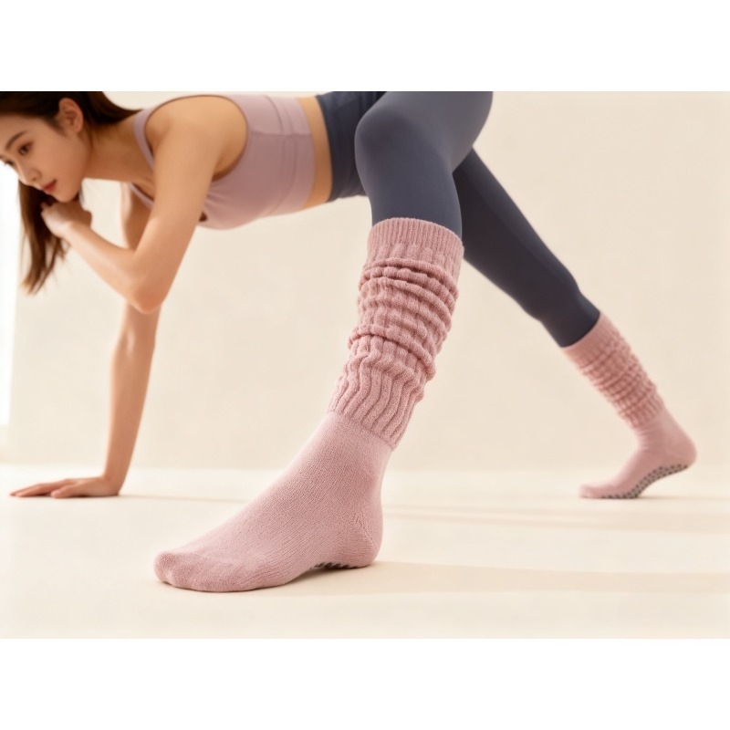 Pilates Yoga And Gym - 女性用コットン滑り止めピラティスソックス、ヨガフィットネス用ロング丈重ね履きソックス、シリコン付き冬用室内ジムフロアヨガウェアソックス