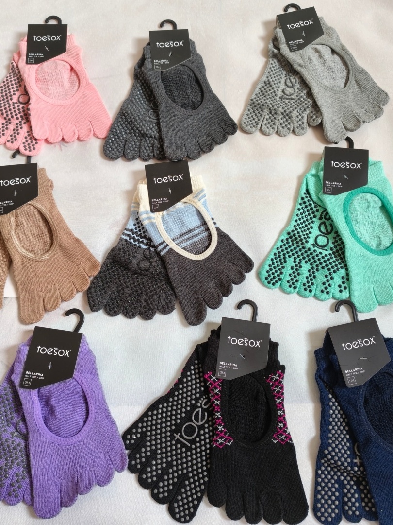 Toesox ヨガ 5 本指ソックス メンズ レディース プ - Pilates Yoga And Gym のレビューと価格