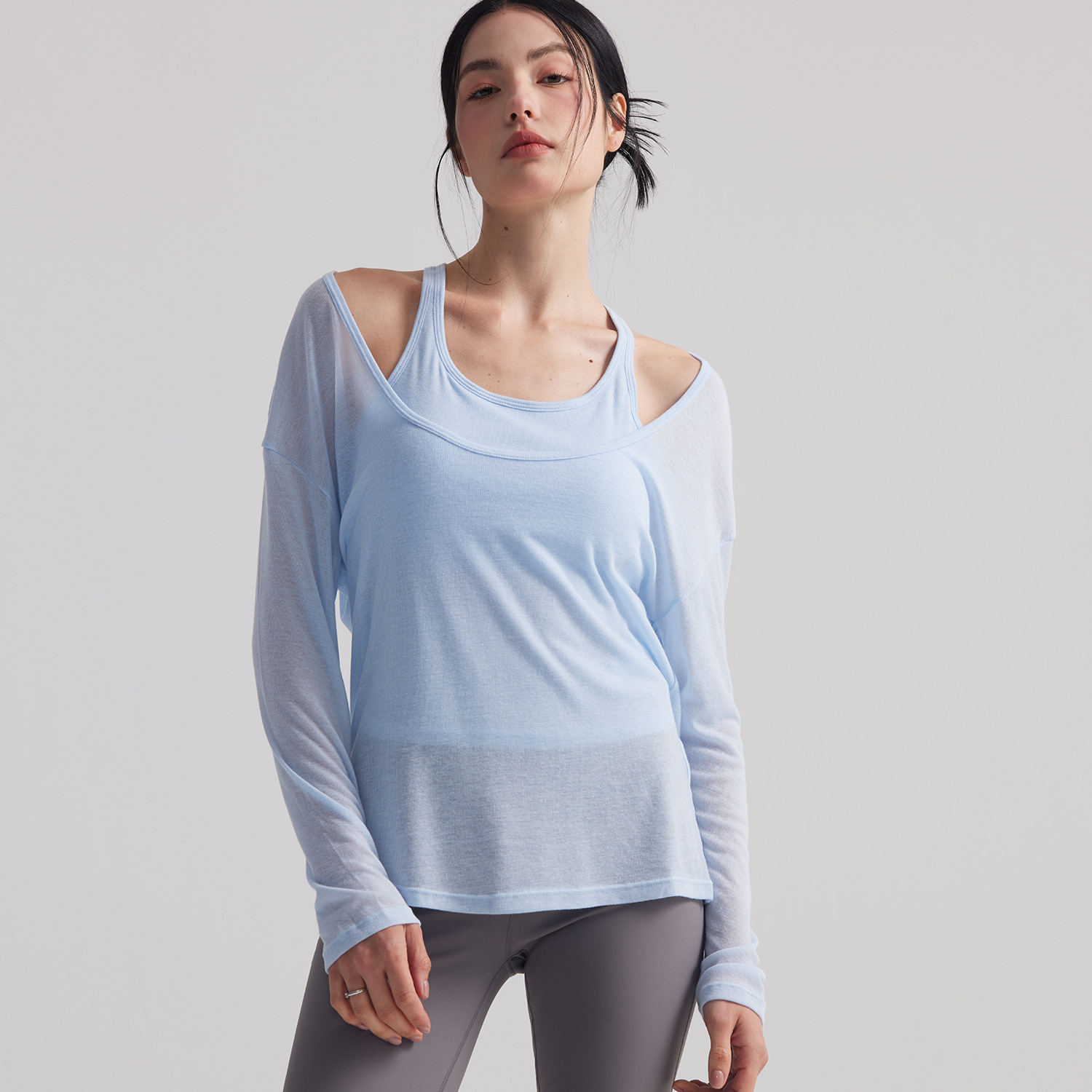 女性用ルーズセミシアー長袖アスレチックヨガチュニックトップピ - Pilates Yoga Top のレビューと価格